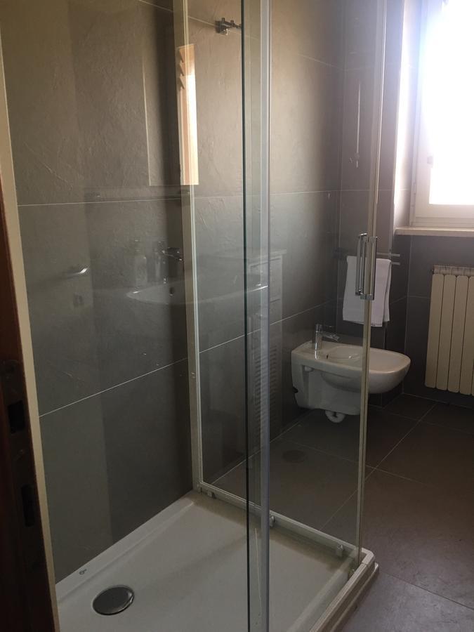 Appartement Casa Claudia à Assenza di Brenzone Extérieur photo